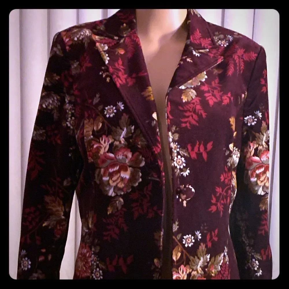 Jared Ross  Maroon Floral Collar Button Front 3/4 Roll Up Sleeve V Neck Jacket